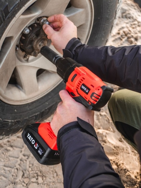 KLUCZ UDAROWY YATO 18V, 1/2'', 700 NM – AKUMULATOR 3 AH