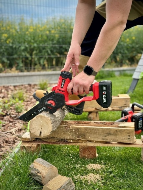 MINIPILARKA ŁAŃCUCHOWA YATO 20V, PROWADNICA 7" – AKUMULATOR 2 AH