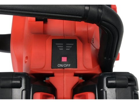 PILARKA ŁAŃCUCHOWA YATO 36V, PROWADNICA 16", 15 M/S – 2 x AKUMULATOR 4 AH, PODWÓJNA ŁADOWARKA