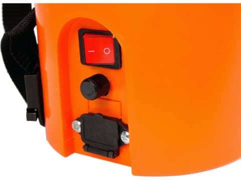 OPRYSKIWACZ PLECAKOWY AKUMULATOROWY FLO 16L – 12V, 8 Ah