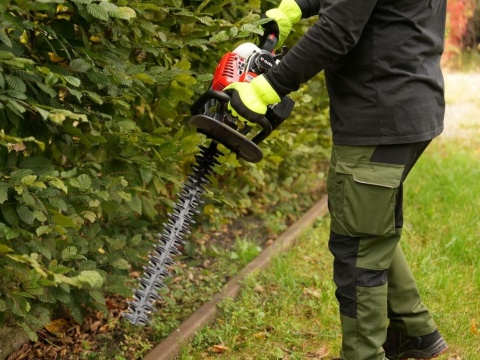 SPALINOWE NOŻYCE DO ŻYWOPŁOTU YATO POJ. 25,4 CM³, DŁUGOŚĆ 60 CM