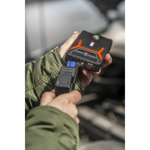 POWER-BANK Z FUNKCJĄ ROZRUCHU SILNIKA DEDRA DEPP0800 8000 mAh 1200 A 12 V Li-Ion