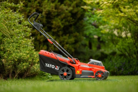 KOSIARKA AKUMULATOROWA YATO 36V, 43 CM – BEZ AKUMULATORA