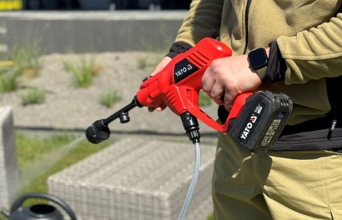 MYJKA CIŚNIENIOWA YATO 18V 23 BAR Z FUNKCJĄ ZASYSANIA – BEZ AKUMULATORA