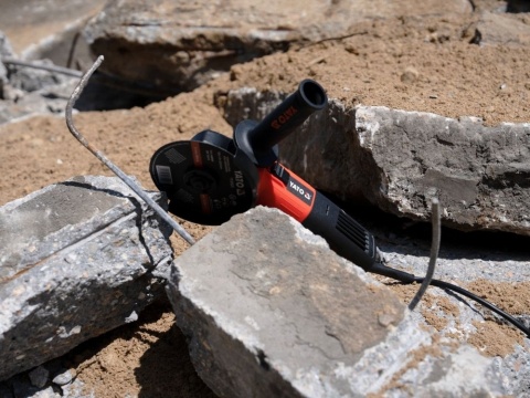 SZLIFIERKA KĄTOWA YATO 1100W 125 MM