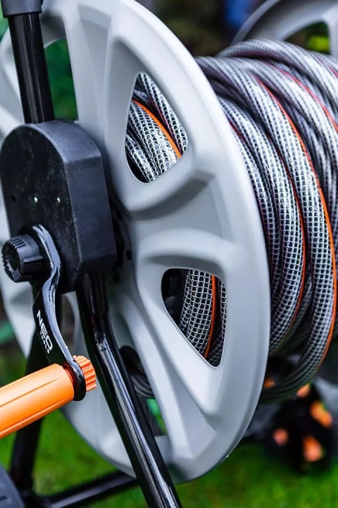 WĄŻ OGRODOWY NEO TOOLS 1/2" x 30 m, 6-WARSTWOWY NEO PROFESSIONAL - 15-841