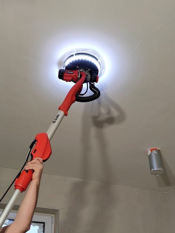 SZLIFIERKA DO GŁADZI YATO NA WYSIĘGNIKU 820W Z WBUDOWANYM ODKURZACZEM - YT-82355 - obrazek 8